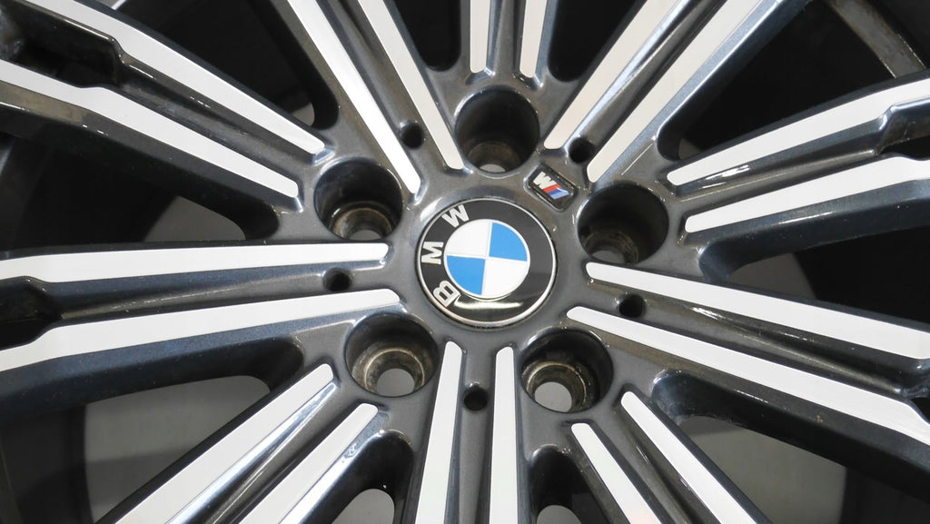 1x Alufelge 18 Zoll 8.5" 5x112 40ET 8089891 BMW G31 G21 G30 G32 F45 G01 G11 G20 FEL6809109655tl