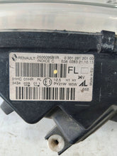 Load image into Gallery viewer, Frontscheinwerfer Renault Captur 260609681R Links Scheinwerfer Headlight SCH5026804888re