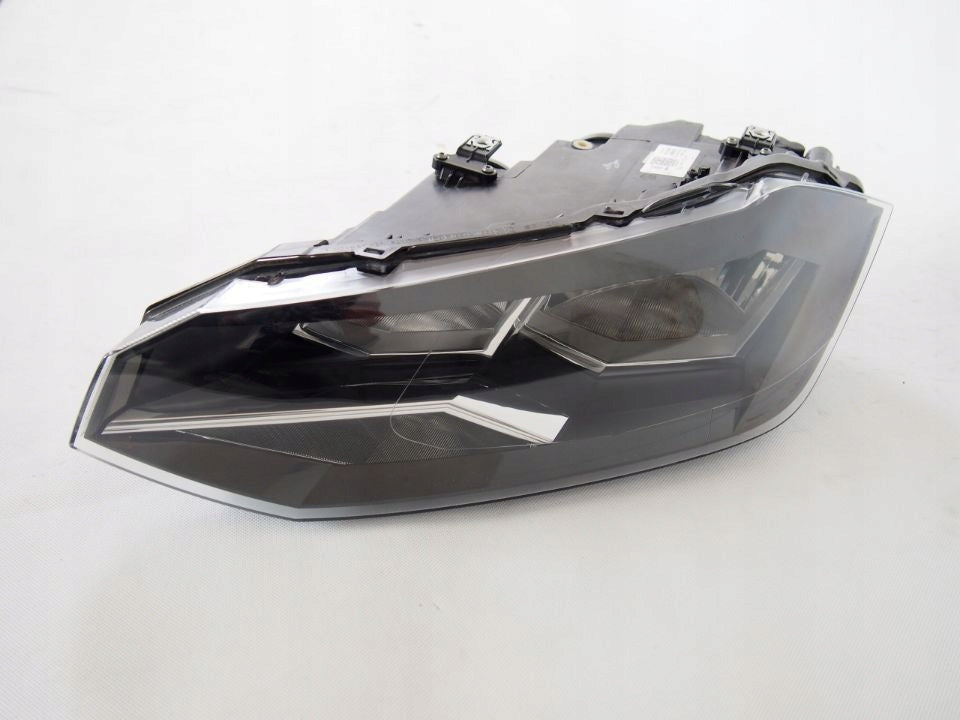 Frontscheinwerfer VW Polo 2G1941005 FALSE Scheinwerfer Headlight SCH7798430501ky