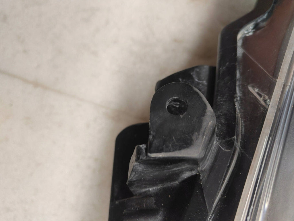 Frontscheinwerfer Toyota Yaris Rechts Scheinwerfer Headlight