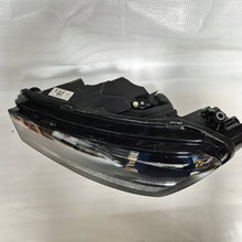 Laden Sie das Bild in den Galerie-Viewer, Frontscheinwerfer Skoda Fabia I 6VB941015 Links Scheinwerfer Headlight SCH4027408230uv