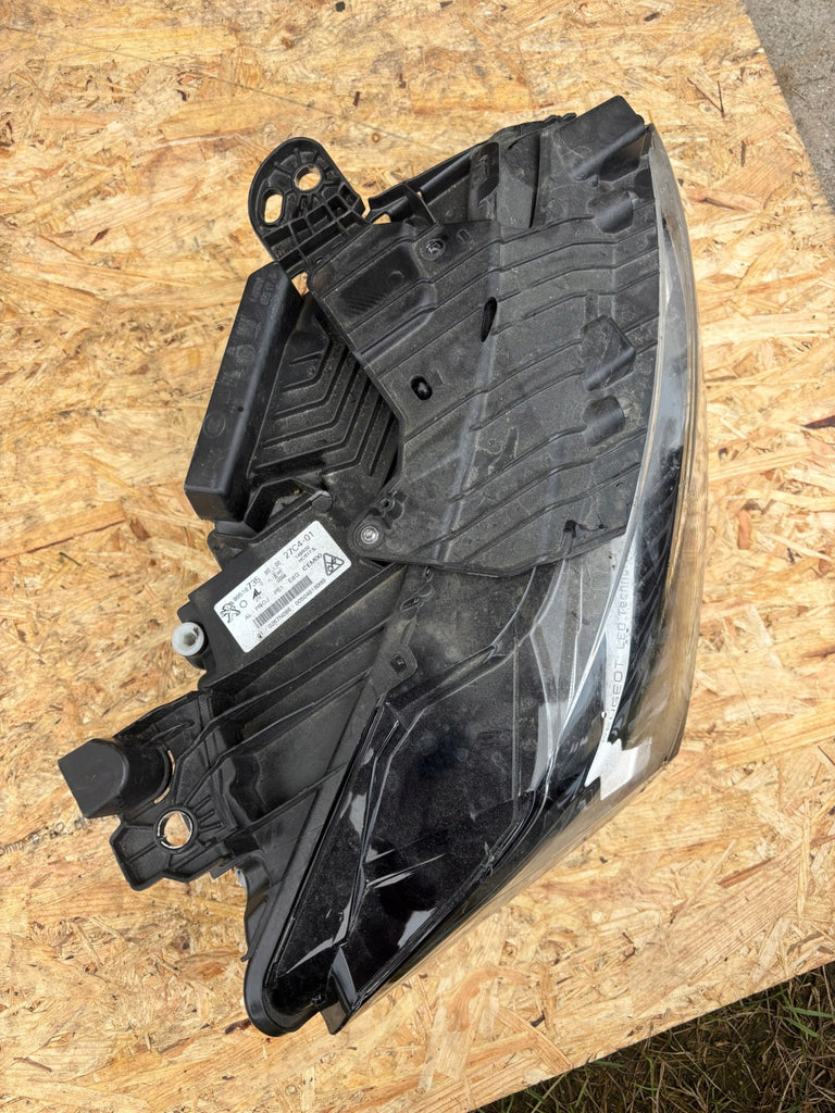 Frontscheinwerfer Peugeot 308 I 9851673580 Rechts Scheinwerfer Headlight SCH1111053835jj