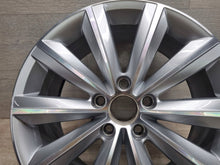 Load image into Gallery viewer, 1x Alufelge 17 Zoll 7.5" 5x112 47ET Glanz Silber 3AA601025F VW Passat B7 FEL2056029962sz