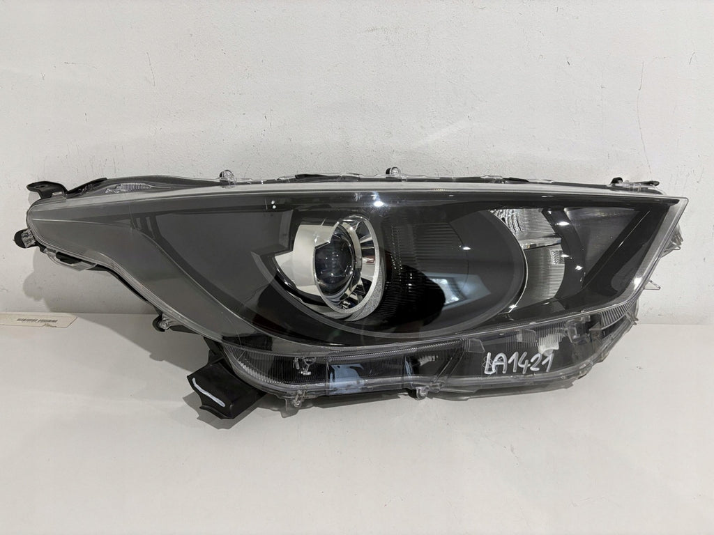 Frontscheinwerfer Toyota Yaris K0-6EU Rechts Scheinwerfer Headlight SCH5564314955pm