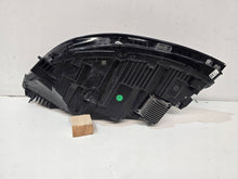 Laden Sie das Bild in den Galerie-Viewer, Frontscheinwerfer Tesla Model 3 1760889-00-F Full LED Rechts Headlight