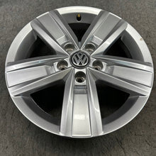 Laden Sie das Bild in den Galerie-Viewer, 4x Alufelge 17 Zoll 7.0" 5x120 55ET Glanz Silber 7E0601025P VW Multivan FEL2424943759cy