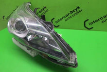 Load image into Gallery viewer, Frontscheinwerfer Toyota Verso 81110-0F161-00 Rechts Scheinwerfer Headlight SCH2140916440rx