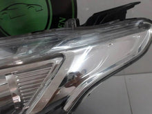 Laden Sie das Bild in den Galerie-Viewer, Frontscheinwerfer Mitsubishi L200 8301D157 Xenon Links Scheinwerfer Headlight SCH9128006625sp