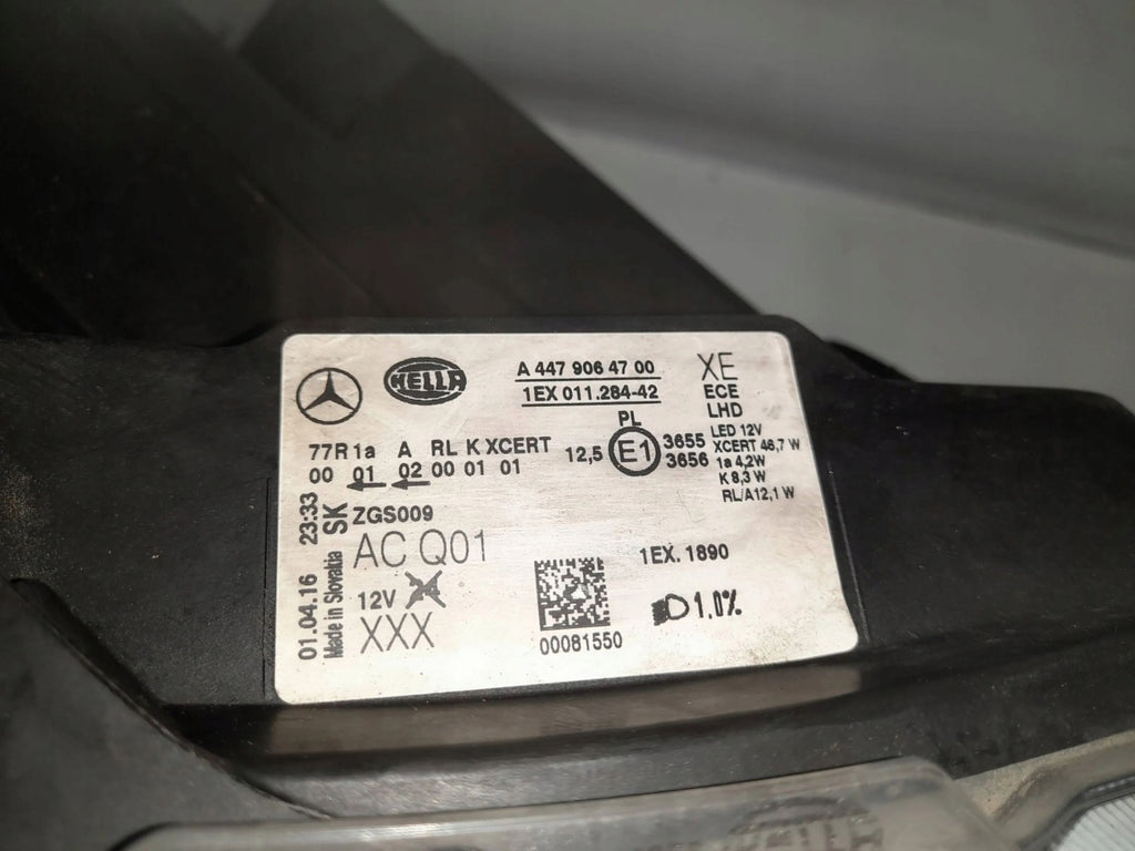 Frontscheinwerfer Mercedes-Benz Vito W447 A4479064700 Rechts Headlight SCH4712575059cr