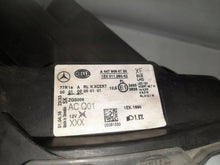 Laden Sie das Bild in den Galerie-Viewer, Frontscheinwerfer Mercedes-Benz Vito W447 A4479064700 Rechts Headlight SCH4712575059cr