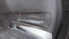 Laden Sie das Bild in den Galerie-Viewer, 1x Alufelge 17 Zoll 3V0601025AH Skoda Superb Rim Wheel FEL5856700874as