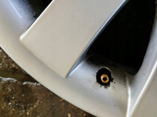 Load image into Gallery viewer, 4x Alufelge 18 Zoll 8.0" 5x120 30ET Glanz Silber BMW F01 F07 Rim Wheel FEL3161123350pk