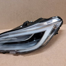 Laden Sie das Bild in den Galerie-Viewer, Frontscheinwerfer Tesla S 105816900C LED Links Scheinwerfer Headlight