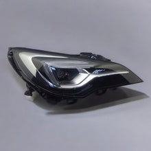 Laden Sie das Bild in den Galerie-Viewer, Frontscheinwerfer Opel Astra 39055746 LED Rechts Scheinwerfer Headlight