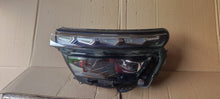 Laden Sie das Bild in den Galerie-Viewer, Frontscheinwerfer Skoda Kamiq 657941015B 658941015B LED Links Headlight SCH6463720318zx