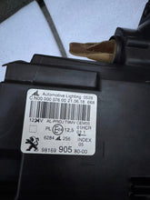 Laden Sie das Bild in den Galerie-Viewer, Frontscheinwerfer Peugeot 308 98169905 98169906 LED Rechts oder Links SCH5452068828sz