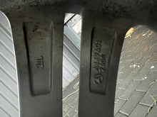 Load image into Gallery viewer, 1x Alufelge 20 Zoll 8.5" 5x112 55ET Glanz A1674012400 Mercedes-Benz Gle FEL8849925788ob