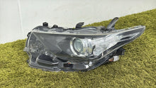 Laden Sie das Bild in den Galerie-Viewer, Frontscheinwerfer Toyota Auris 81150-02K30 LED Ein Stück (Rechts oder Links)