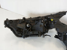 Laden Sie das Bild in den Galerie-Viewer, Frontscheinwerfer Toyota Rav 4 89908-42140 Full LED Rechts oder Links SCH9467447567if