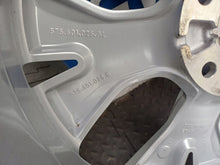 Laden Sie das Bild in den Galerie-Viewer, 1x Alufelge 18 Zoll 7.0" 5x112 45ET 575601025AC Seat Ateca Rim Wheel FEL9135778755jv