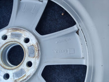 Load image into Gallery viewer, 1x Alufelge 18 Zoll 7.5" 5x108 50 5ET Glanz Silber 31680200 Volvo Xc60 Ii FEL9532848349aq