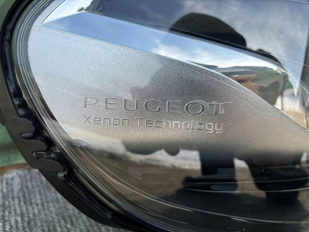 Frontscheinwerfer Peugeot Expert Traveller 9808235780 Rechts Headlight SCH9934188739hx