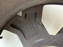 Laden Sie das Bild in den Galerie-Viewer, 1x Alufelge 17 Zoll 403006311R Dacia Duster Rim Wheel FEL7991352668kp