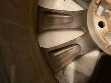 Load image into Gallery viewer, 1x Alufelge 16 Zoll 6.5" 5x114.3 44ET Glanz Graphit 403003531 Renault Megane Iv FEL3597977068lo