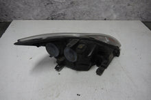 Load image into Gallery viewer, Frontscheinwerfer Ford Focus 8M51-13W030-AF Links Scheinwerfer Headlight