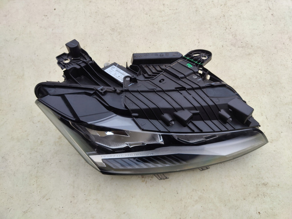 Frontscheinwerfer Peugeot 308 III 9851673580 Full LED Rechts Headlight SCH2366567077ln