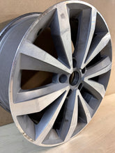 Load image into Gallery viewer, 1x Alufelge 17 Zoll 7.0" 2GA601025B VW I Rim Wheel FEL9337430478vk