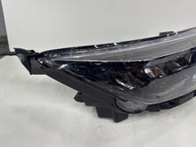 Load image into Gallery viewer, Frontscheinwerfer Kia Stonic 92102-H8 00243646 Full LED Rechts Headlight
