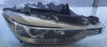 Laden Sie das Bild in den Galerie-Viewer, Frontscheinwerfer BMW F30 7259546 Rechts Scheinwerfer Headlight SCH3026525715gt