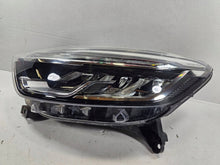 Laden Sie das Bild in den Galerie-Viewer, Frontscheinwerfer Renault Captur I 260606152R LED Links Scheinwerfer Headlight SCH8498752540jc