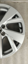 Laden Sie das Bild in den Galerie-Viewer, 1x Alufelge 16 Zoll 5x112 2G7601025 VW Taigo Rim Wheel FEL4501745865mh