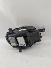 Laden Sie das Bild in den Galerie-Viewer, Frontscheinwerfer Mercedes-Benz W251 A0038205826 A2518202661 Rechts Headlight SCH4170926893hy