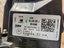 Laden Sie das Bild in den Galerie-Viewer, Frontscheinwerfer Seat Tarraco 5FJ941007J Full LED Links Scheinwerfer Headlight