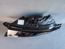 Load image into Gallery viewer, Frontscheinwerfer Skoda Fabia III 6V1941015F LED Links Scheinwerfer Headlight