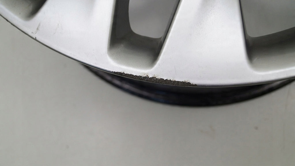 1x Alufelge 19 Zoll 8.5" 5x114.3 32ET 52910-2M330 Genesis Coupe Rim Wheel