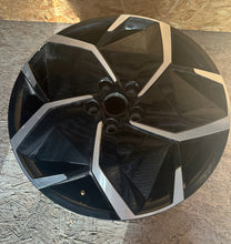 Load image into Gallery viewer, 1x Alufelge 19 Zoll 7.5" 5x114.3 49 5ET 52910-GI110 Hyundai Ioniq 5 Rim Wheel FEL4569656789gd