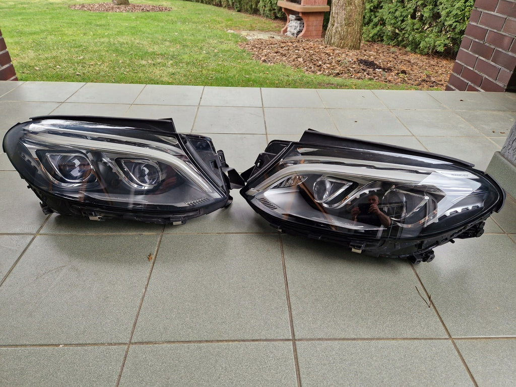 Frontscheinwerfer Mercedes-Benz Coupe 1669067602 LED Rechts oder Links