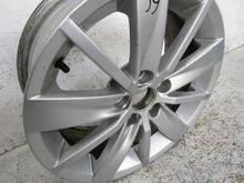 Load image into Gallery viewer, 1x Alufelge 15 Zoll 6.0&quot; 5x100 40ET 6C0501025 VW Polo Rim Wheel