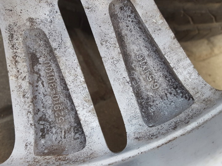 1x Alufelge 16 Zoll 6.5" 5x114.3 31 5ET Glanz Silber 52910-3U100 Kia Sportage FEL3189828045fc