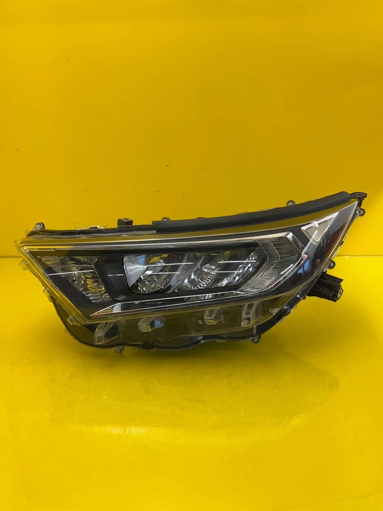 Frontscheinwerfer Toyota V LED Links Scheinwerfer Headlight SCH4235486200vs