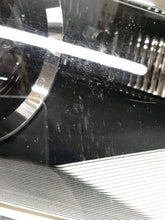 Laden Sie das Bild in den Galerie-Viewer, Frontscheinwerfer Audi A6 C7 4G0941044C 4G0941006 Xenon Rechts Headlight SCH8993158007zw