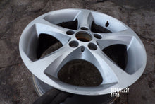 Laden Sie das Bild in den Galerie-Viewer, 1x Alufelge 17 Zoll 7.0" 5x112 47ET Glanz Silber 6778219 BMW Rim Wheel FEL7891014387ut