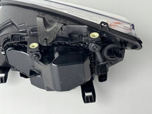 Load image into Gallery viewer, Frontscheinwerfer Ford Focus 4M51-13099-ED Xenon Rechts Scheinwerfer Headlight SCH7673370382xr