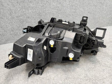 Load image into Gallery viewer, Frontscheinwerfer VW Id.3 10B941006C LED Rechts Scheinwerfer Headlight SCH7452930098lc