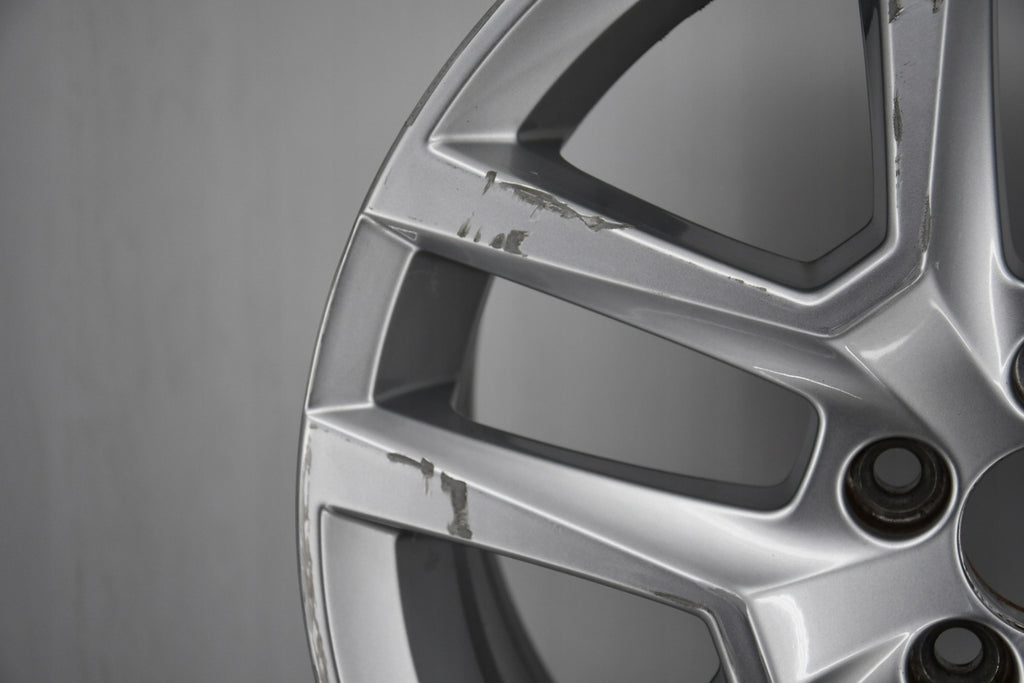 1x Alufelge 18 Zoll 7.5" 5x108 55ET Glanz Silber 31445568 Volvo Xc60 Rim Wheel