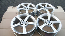 Load image into Gallery viewer, 4x Alufelge 17 Zoll 6.5" 5x112 44ET Glanz Silber A1774011200 Mercedes-Benz Cla FEL7915583089ho